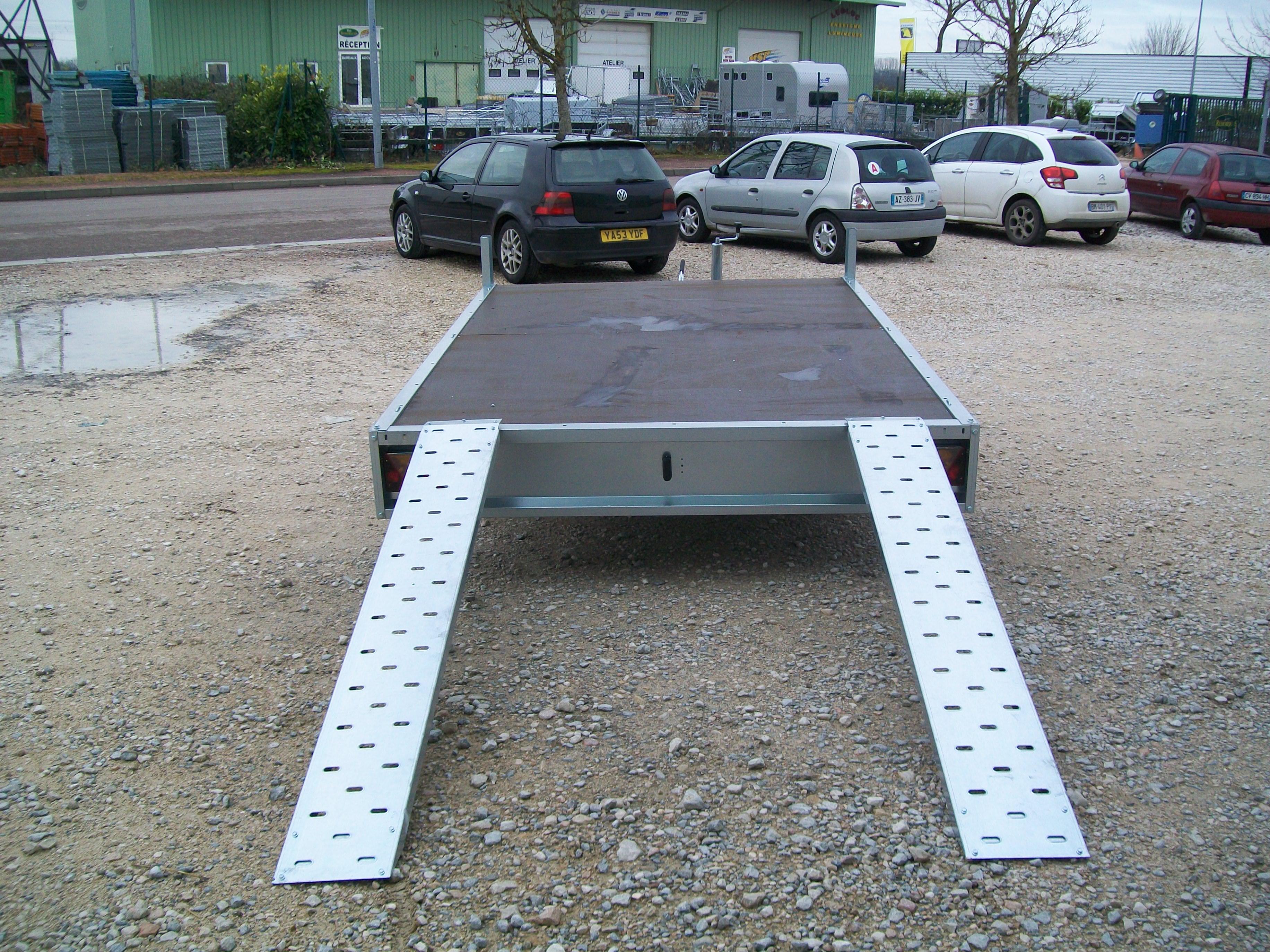 Remorque plateau utilitaire roues dessous JALON en 1000 kg de PTAC